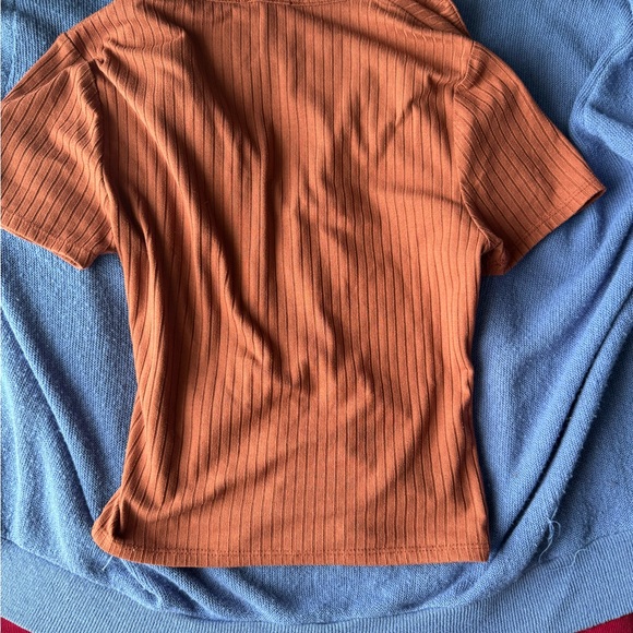 Y2K Ribbed Rust Brown Button-Up Top - Picture 3 of 5